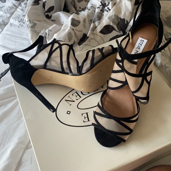 Steve Madden shoes - Picture 3 of 4